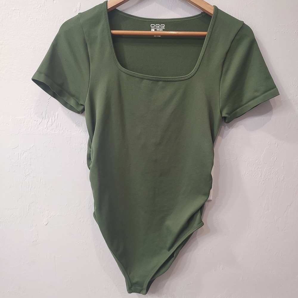 OQQ Bodysuit Women Sz Large Green Short Sleeve Crew Neck Stretch Cinched Waist